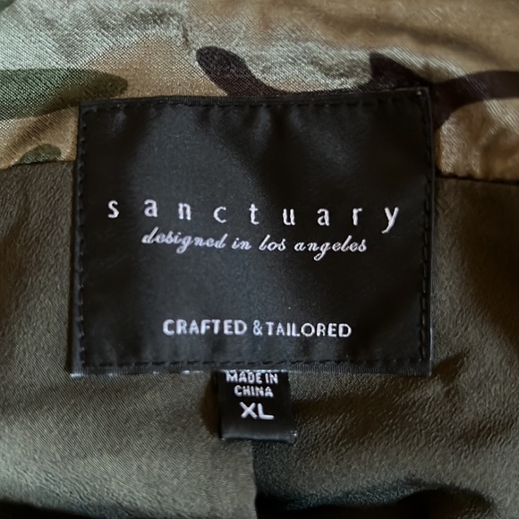 Sanctuary Camouflage bomber jacket -GUC - Picture 4 of 4
